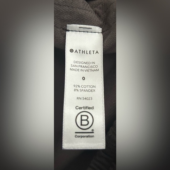 ATHLETA Women’s Camo Farallon Jogger- Camo Olive Green/ Size 0 - Picture 8 of 8